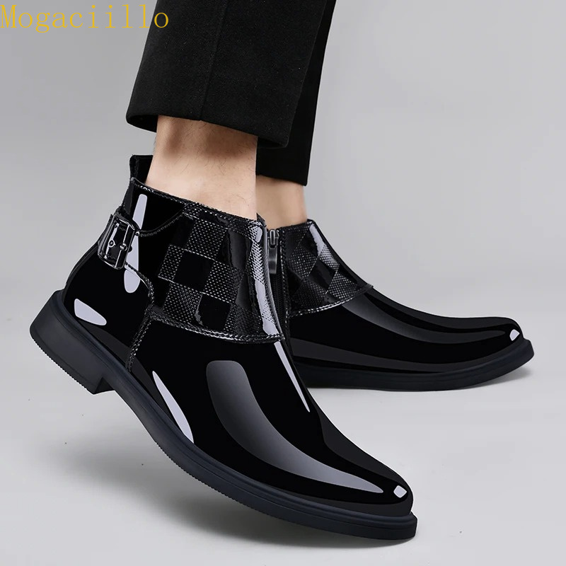 Stivaletti Chelsea da Uomo in  - Men'S Shoes Hey Dude recensione e prezzo